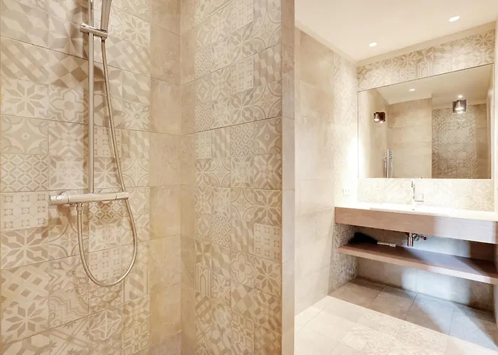 Apartment Pick A Flat's In Le Marais - Rue Sainte Croix De La Bretonnerie Paris